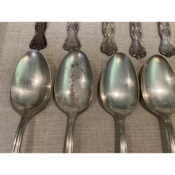 20 Pcs Old Company Silverplate Signature Rose No Monogram Forks Spoons Ladle Etc - Picture 3 of 8
